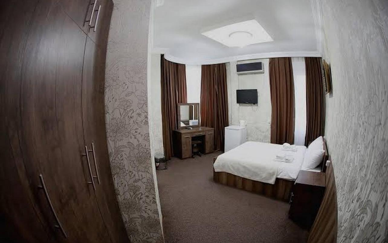 Royal Hotel Тбилиси Экстерьер фото