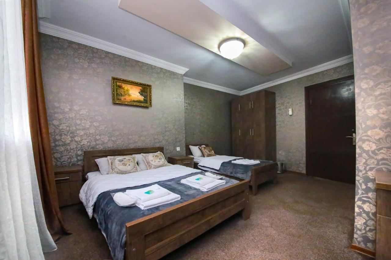 Royal Hotel Тбилиси Экстерьер фото